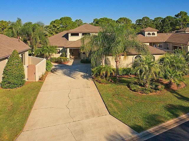 1st image of 3163 Royal Birkdale Way