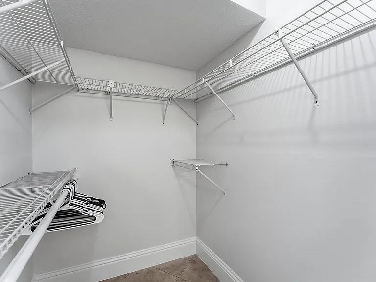 1427 E Hillsboro Blvd #123 — Photo 20