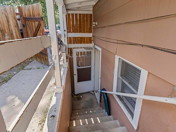 2nd image of 912-914 19th Ave