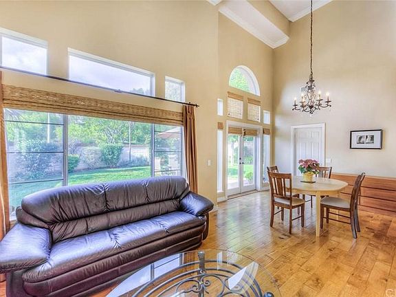 3rd image of 10565 Costello Dr