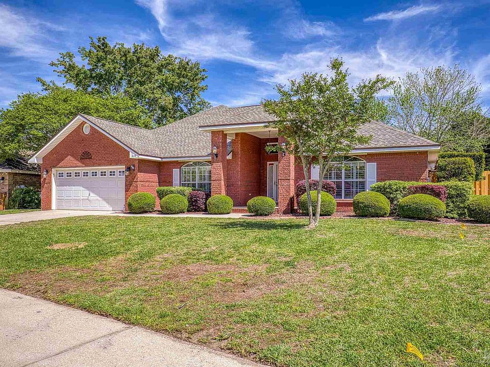1st image of 1648 Woodlawn Way