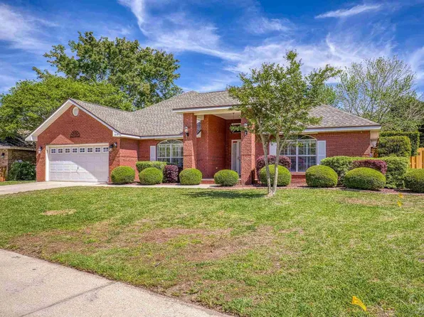 1648 Woodlawn Way, Gulf Breeze, FL 32563
