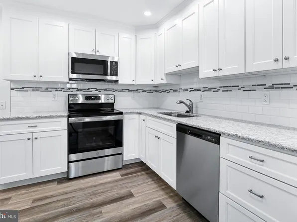 614 Loveville Rd #C04i, Hockessin, DE 19707