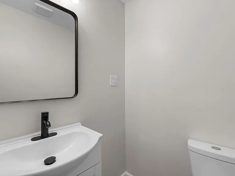 412 Lineberry Rd — Photo 16