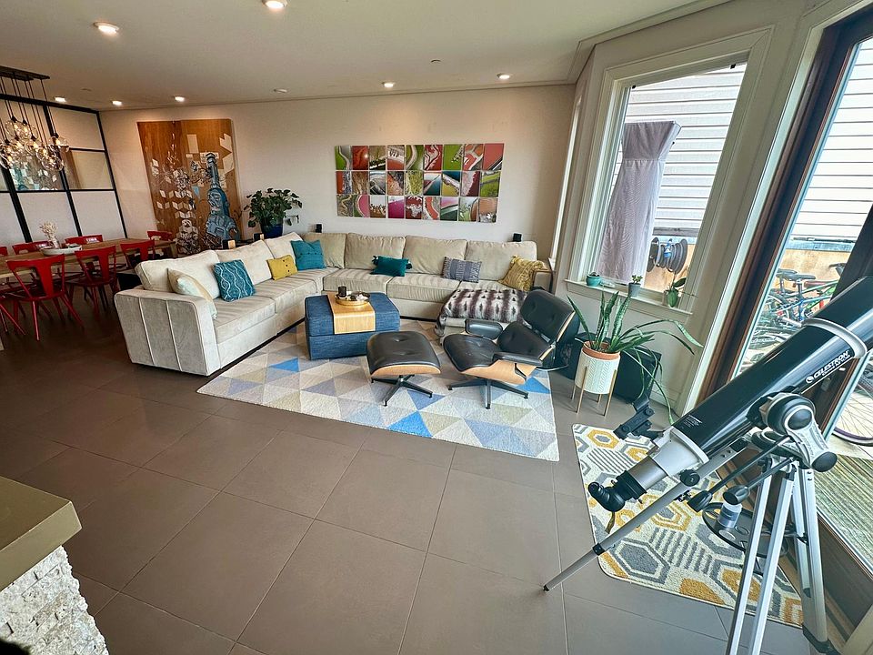 Great room with direct deck access