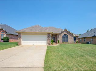 13300 Northlake Dr, Oklahoma City, OK 73142