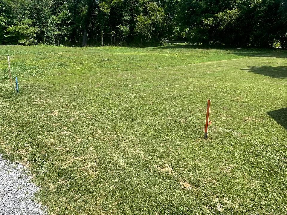 1st image of 325 Waters Rd