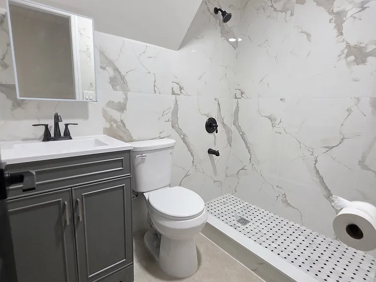 793 Olympia Blvd #1 — Photo 34