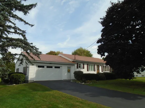 34 Kennebec Drive, Benton, ME 04901