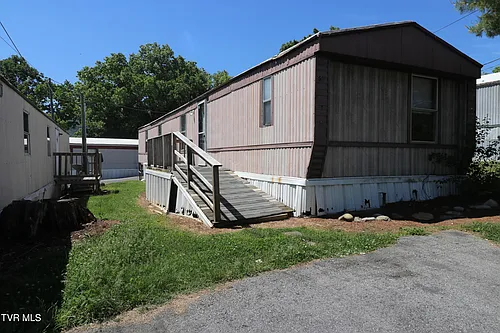 2009 Greenway St Photo 1