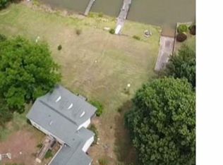 209 Cove Rd, Greenwood, SC 29646