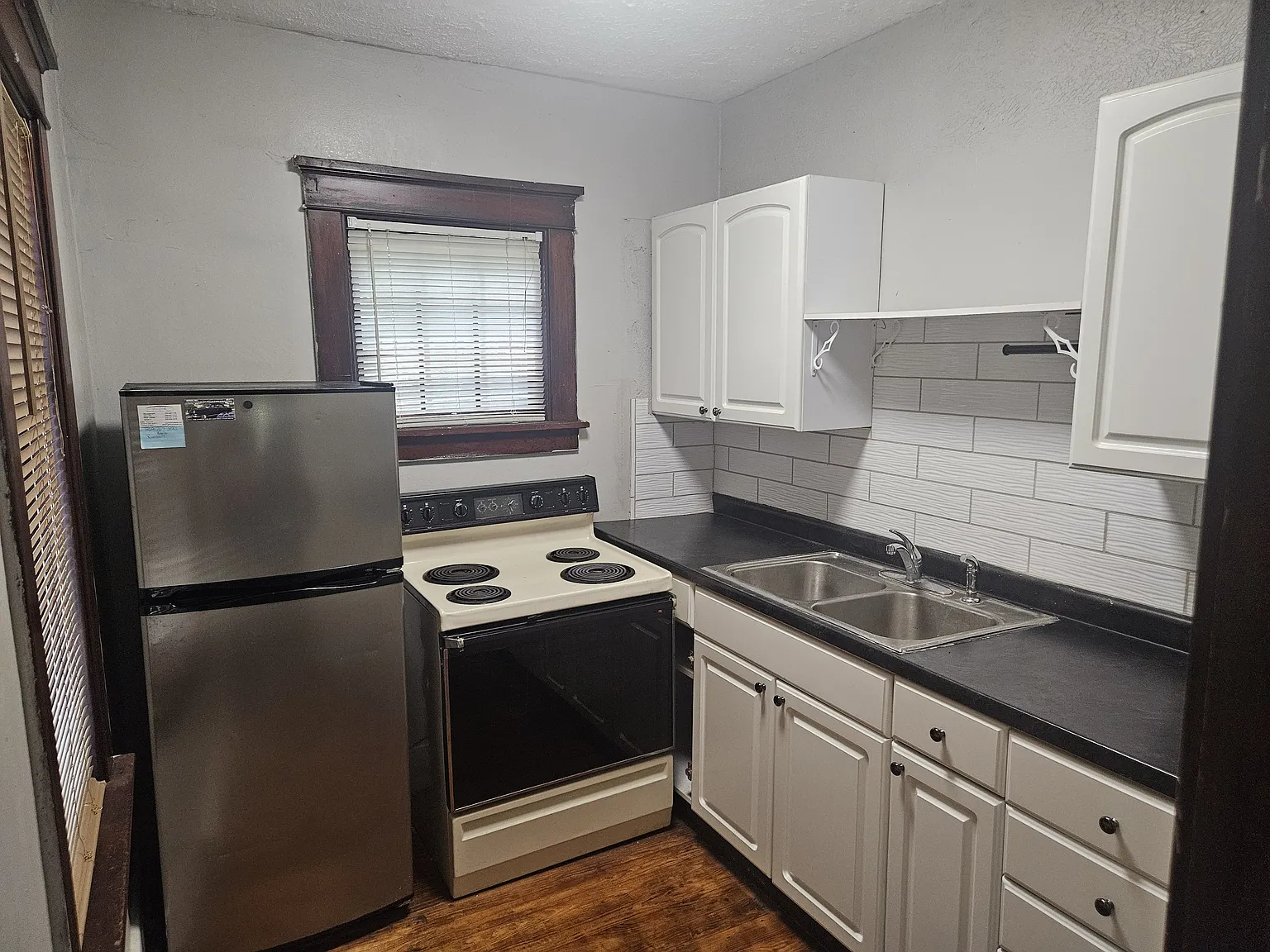 17 S. 7th St - 2 — Photo 3