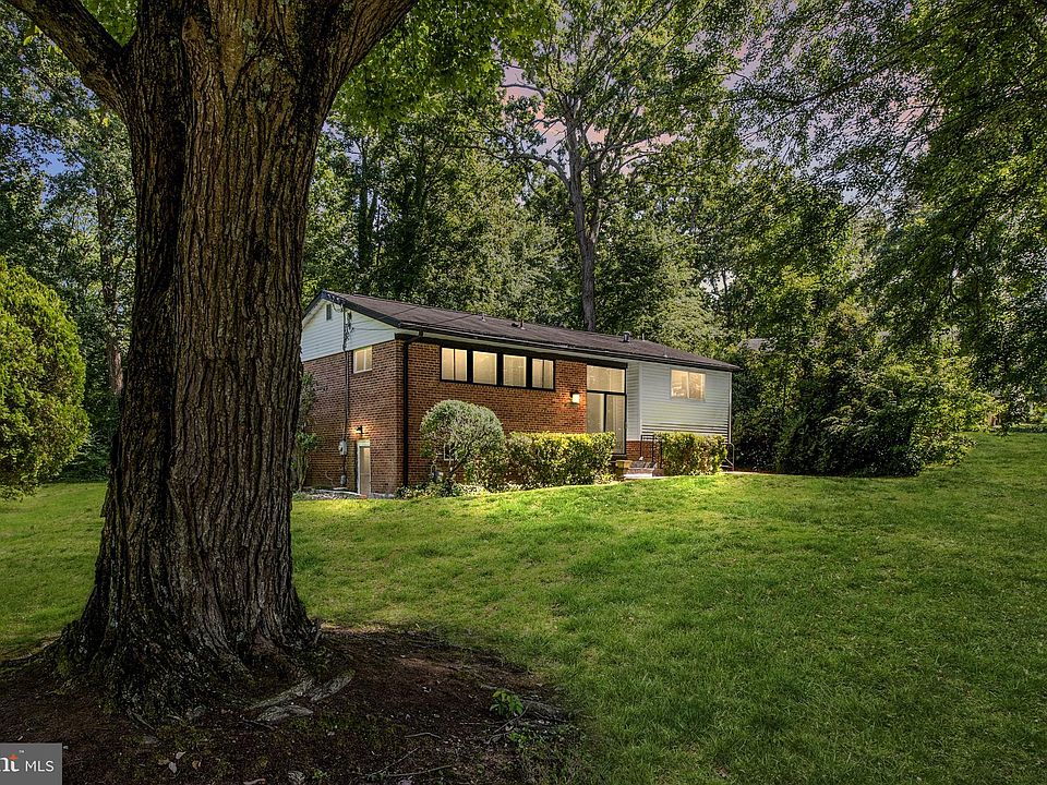 1st image of 3901 Sulgrave Dr