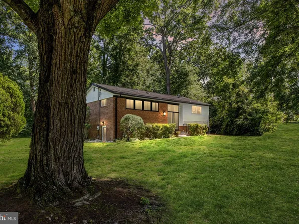 3901 Sulgrave Dr, Alexandria, VA 22309