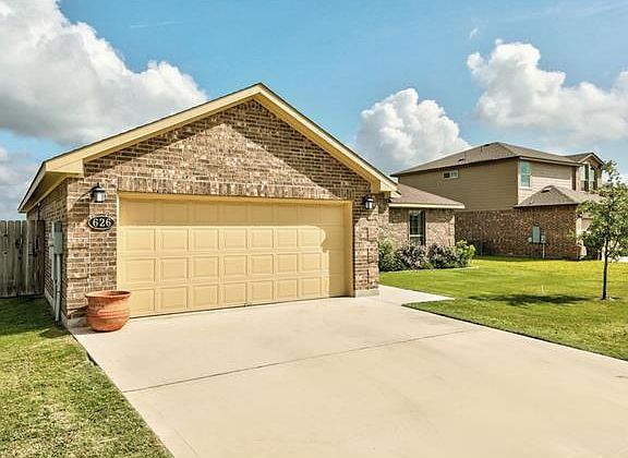 3rd image of 626 Indian Blanket St