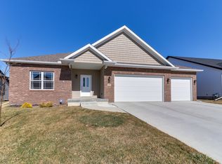 1730 Eide Rd, Bloomington, IL 61704