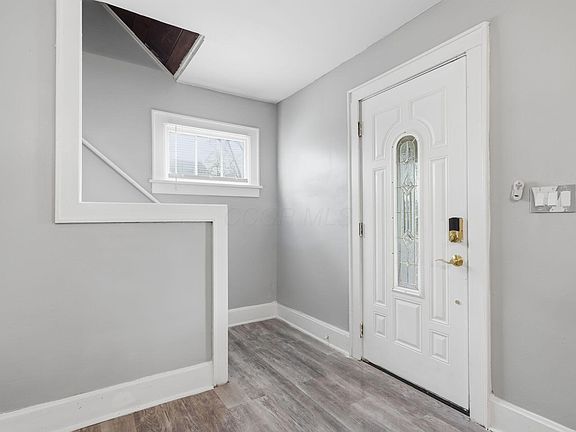 4th image of 2268 Ridgeway Ave