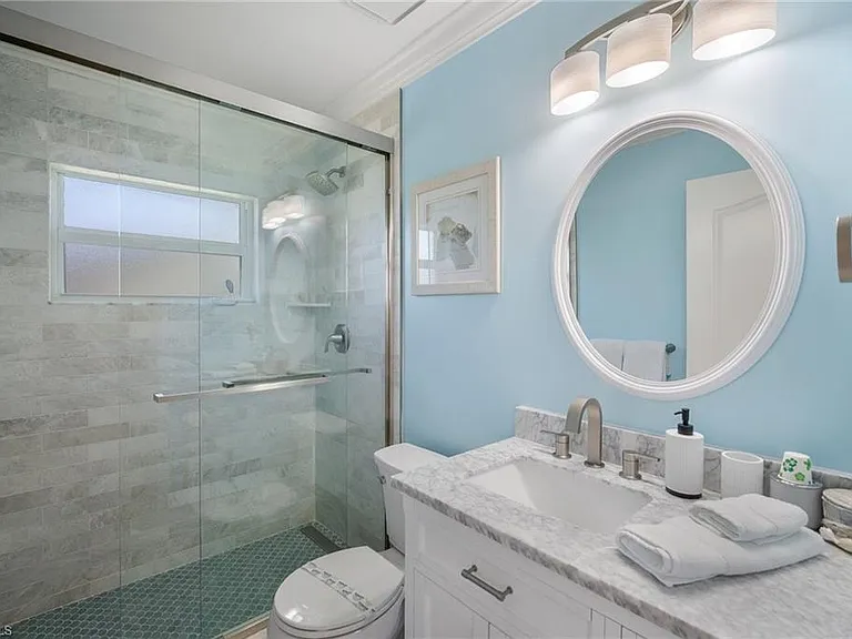 409 Waterleaf Ct — Photo 13