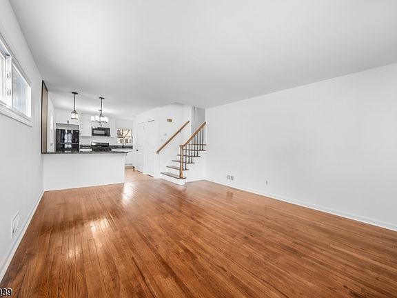 2nd image of 132 Camden Rd