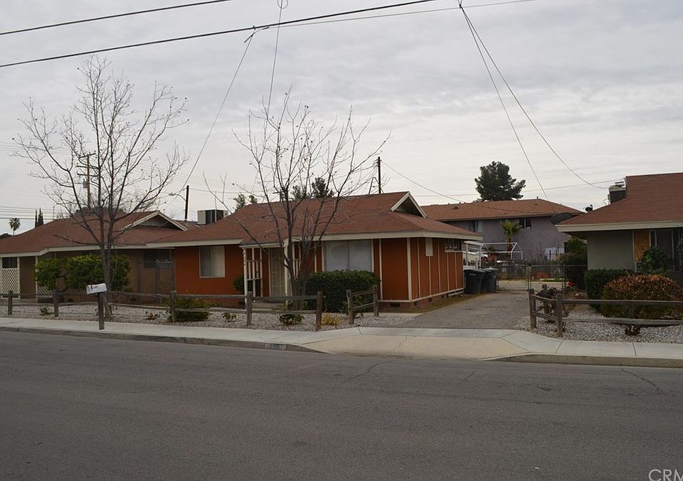 1st image of 294 E 6th St