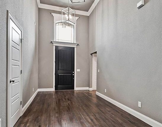 2nd image of 6309 Murfield Dr