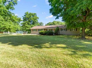 6117 W Conley Rd, Peoria, IL 61604