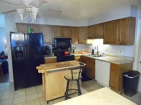3rd image of 536 S Western Dr