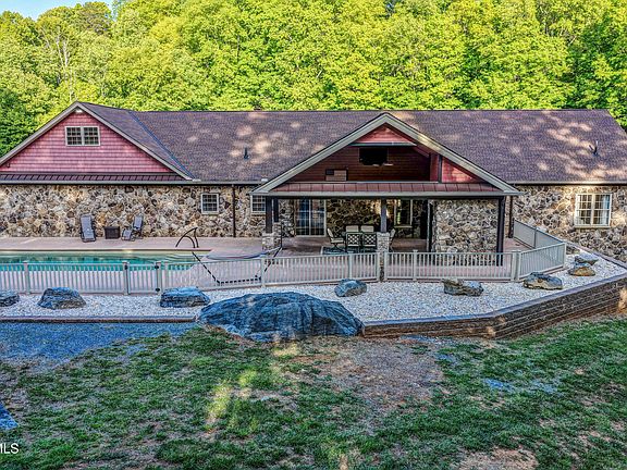 146th image of 167 Tailwater Rd