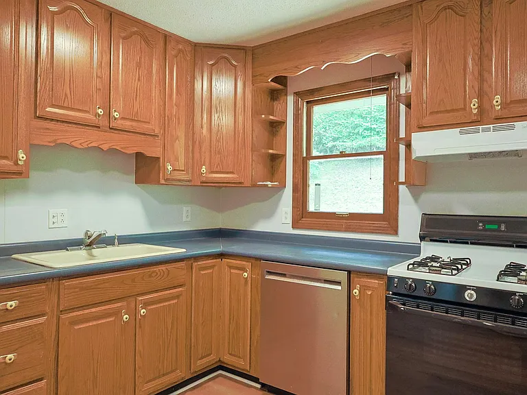 205 Tamassee Dr — Photo 63