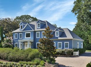 250 Harding Rd, Red Bank, NJ 07701