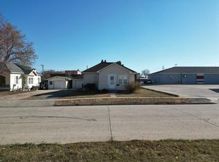 116 N 4th Ave, Sheldon, IA 51201