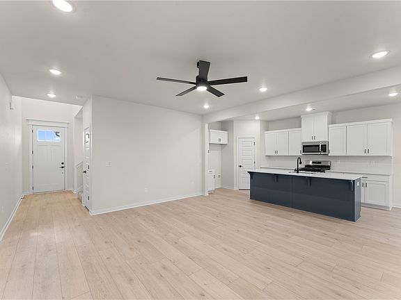 4th image of 4903 SW Wakanda St