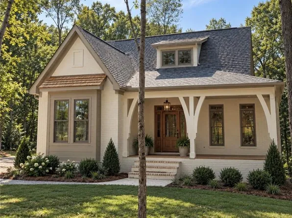 95 Simpson St, Stoneville, NC 27048
