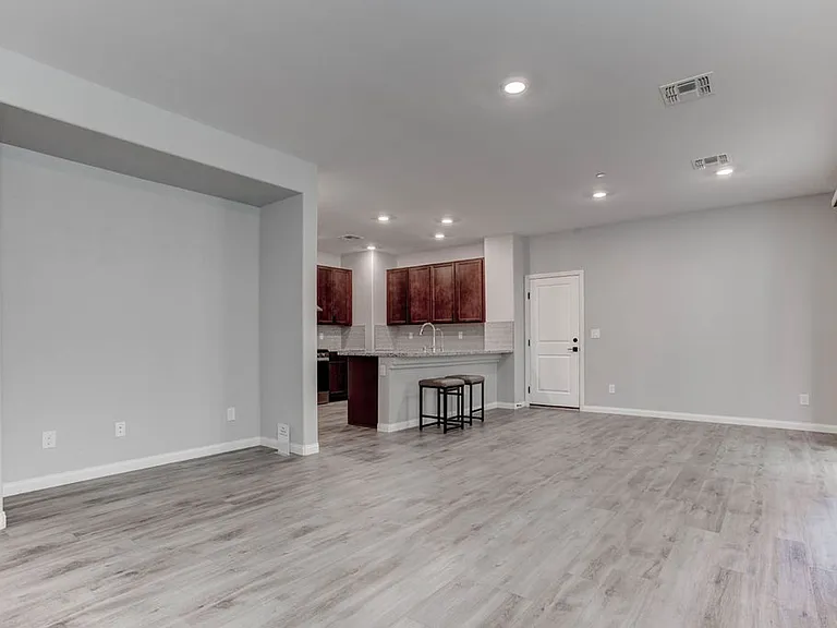 2648 Montesilvano Pl — Photo 2