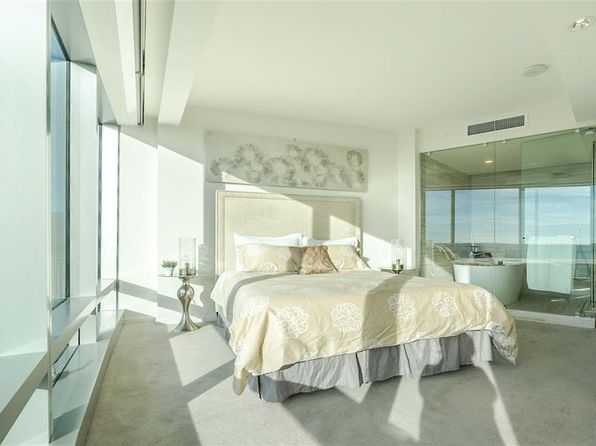 2 bedroom rental in Vancouver — photo 16