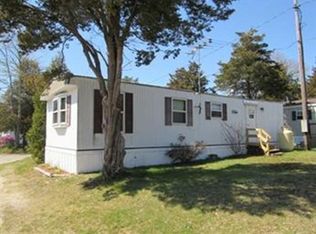 12 2nd St, Pocasset, MA 02559