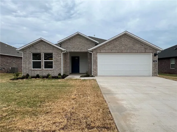 708 Picard Ave, Lowell, AR 72745