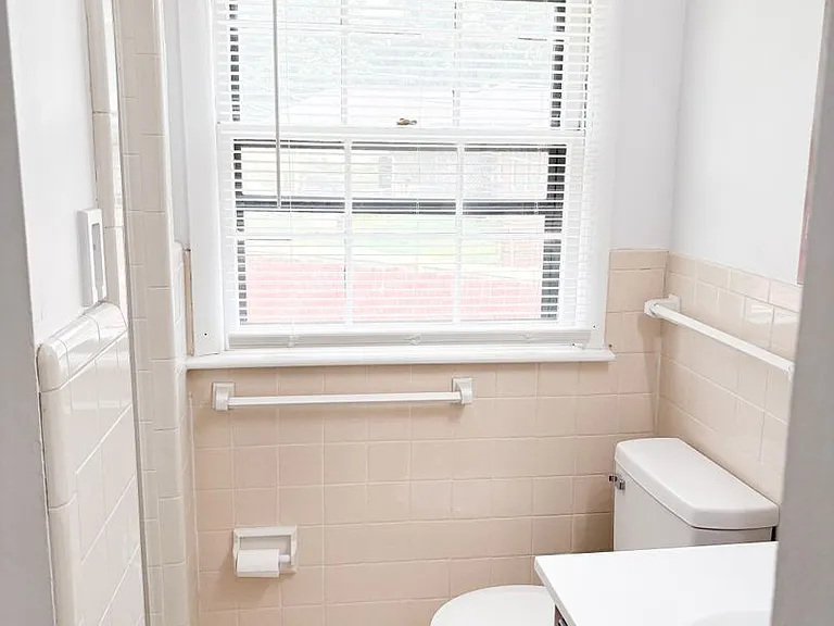 302 Robin Hood Dr — Photo 14