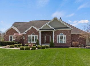 10128 Wilderness Creek Dr, Leo, IN 46765