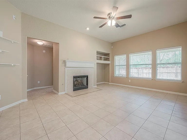 134 E Foxbriar Forest Cir — Photo 32