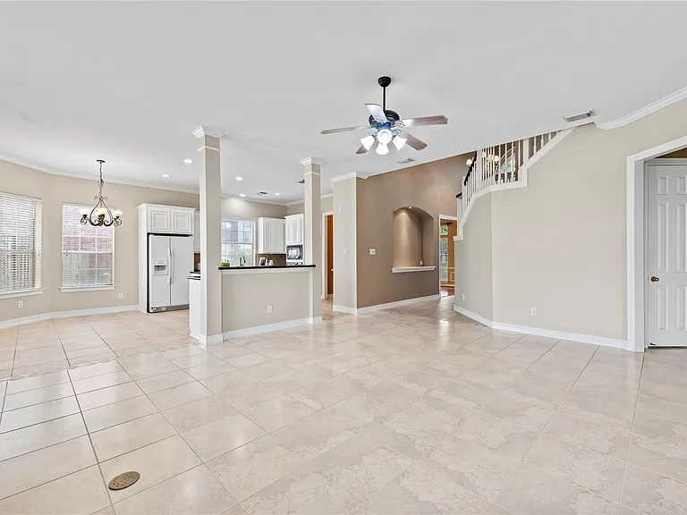 2923 Zachary Bend Ln — Photo 10