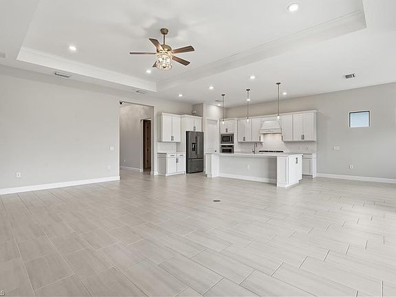3rd image of 1848 Terreno BLVD