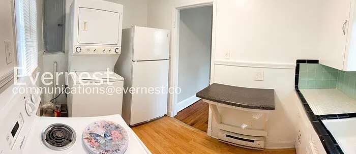 2 bed, 1.0 bath, 768 sqft, $1,595 — Photo 4