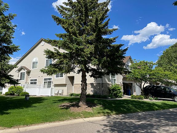 3rd image of 2697 Mallard Dr