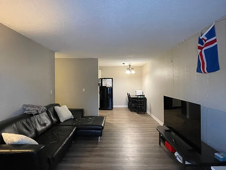 9904 90th Ave NW #303 — Photo 2
