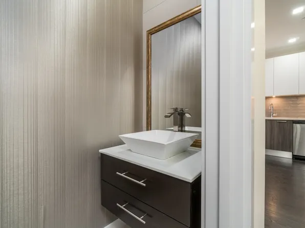 6122 Hudson Avenue image 12 of 29