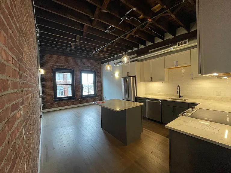 119-137 Hotel St #406 — Photo 14
