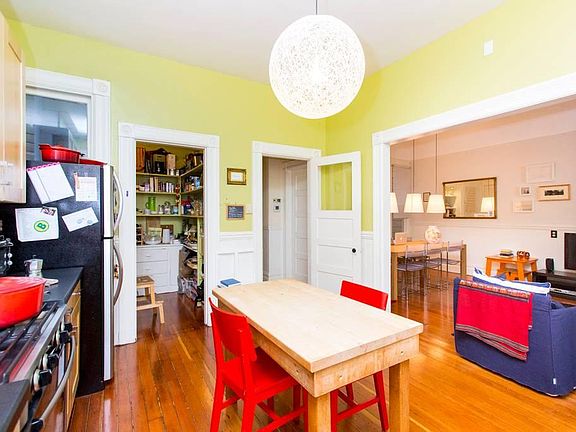 4th image of 3274 20th St #3274