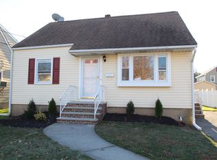 128 Grove St, South Plainfield, NJ 07080