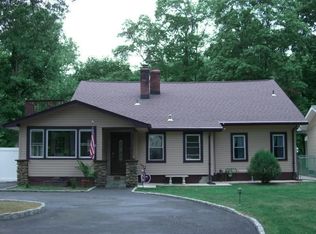 19 Lake Rd, Wayne, NJ 07470